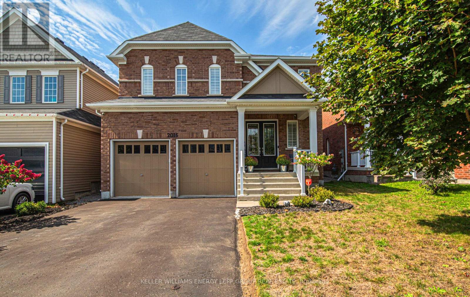 2016 Magee Ct, Oshawa, ON L1H 8L7