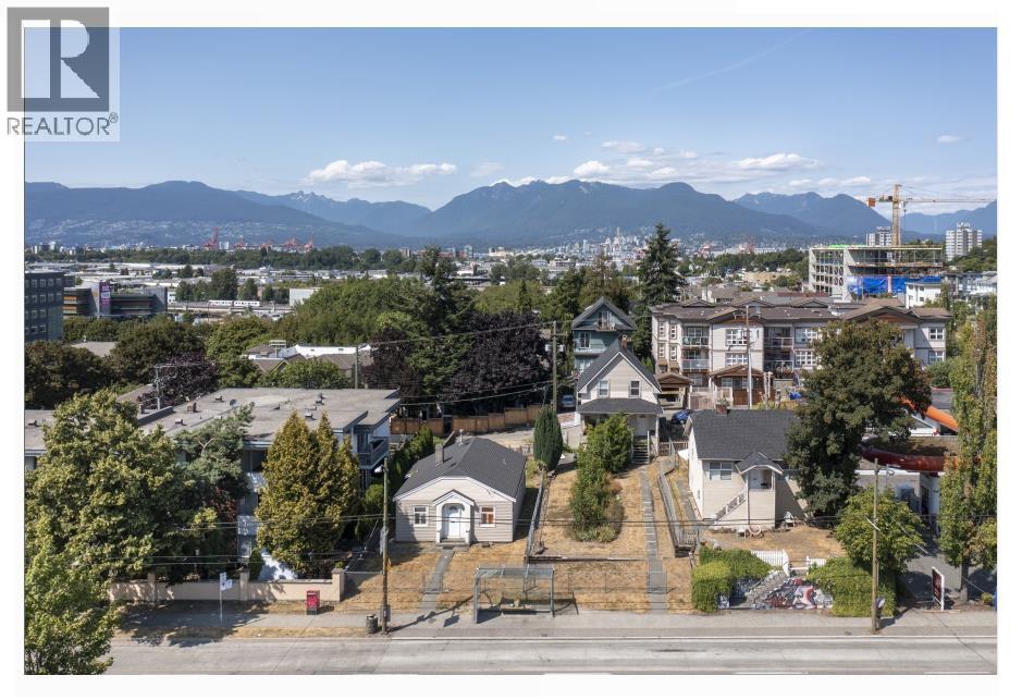 1237 E Broadway, Vancouver, BC V5T 1Y8