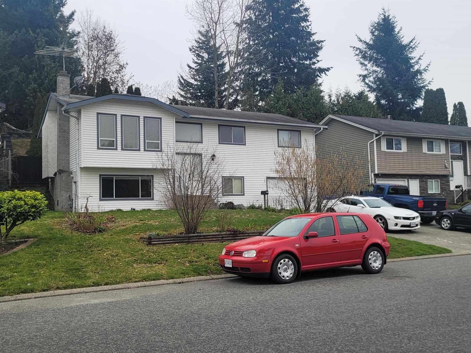 1514 Kipling St, Abbotsford, BC V2S 6K1