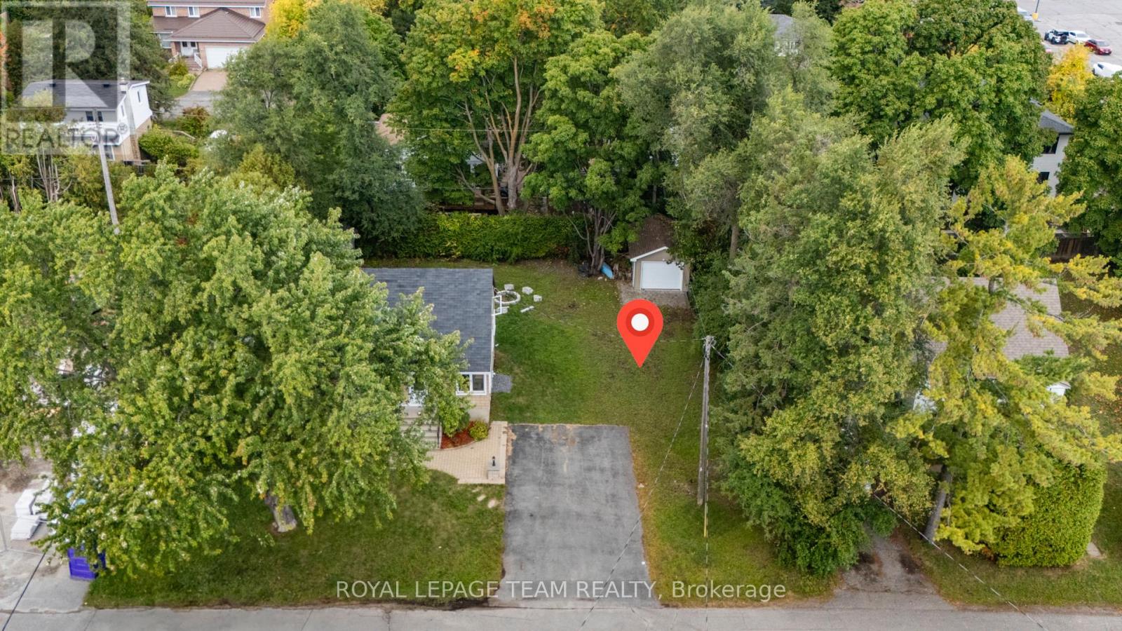 9 Tower Rd, Ottawa, ON K2G 2E2