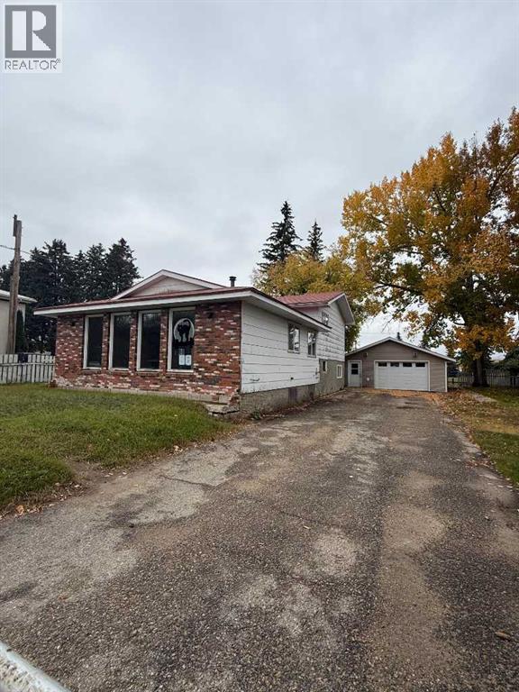 55 Ave Unit 4616, Whitecourt, AB T7S 1A8