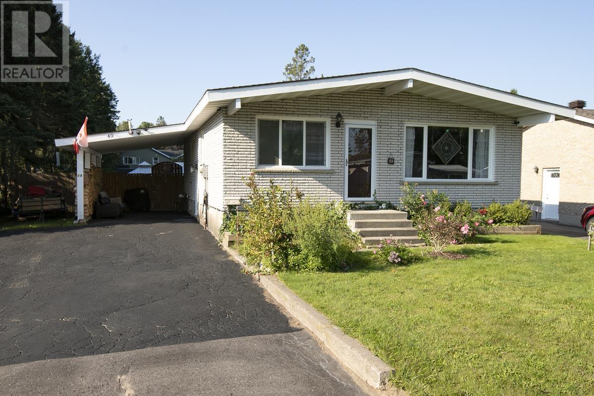 49 Boundary Rd, Sault Ste. Marie, ON P6A 5B7