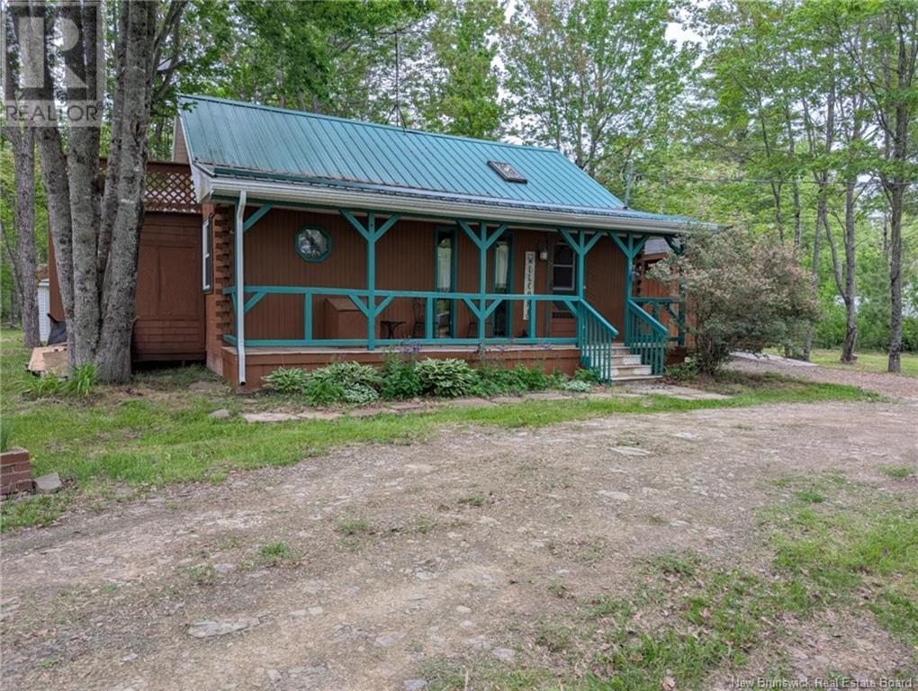 16 Carson Rd, Havelock, NB E4Z 0A5