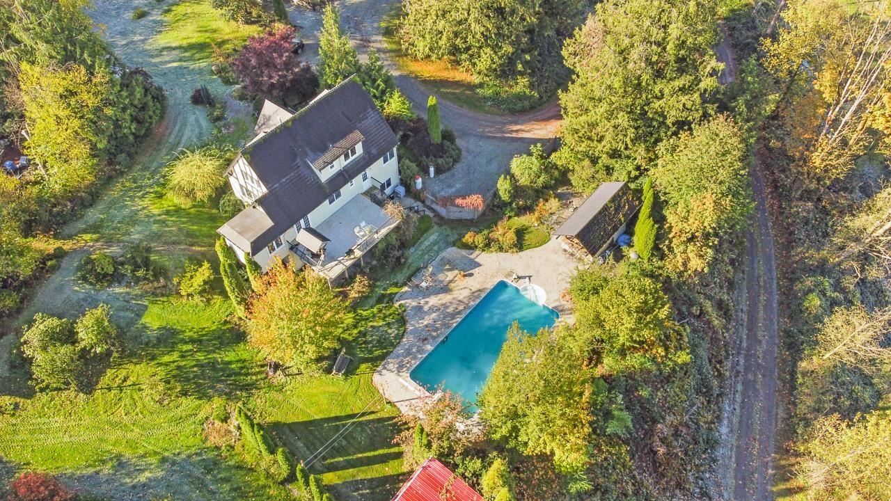 8561 Bradner Rd, Abbotsford, BC V4X 2H5