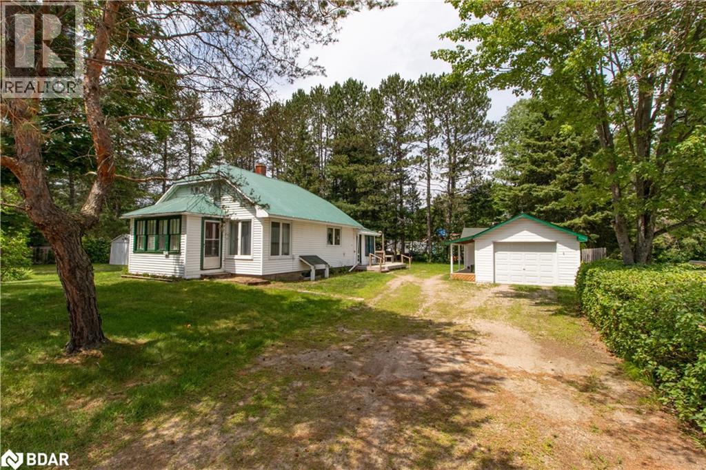 152 Ottawa Ave, South River, ON P0A 1X0