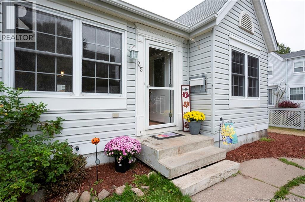 25 Brentwood, Saint John, NB E2K 4S1
