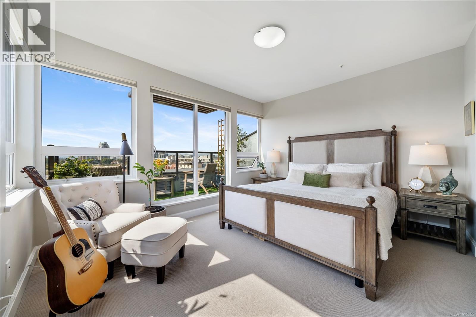 595 Pandora Ave Unit 407 Ave, Victoria, BC V8W 1N5