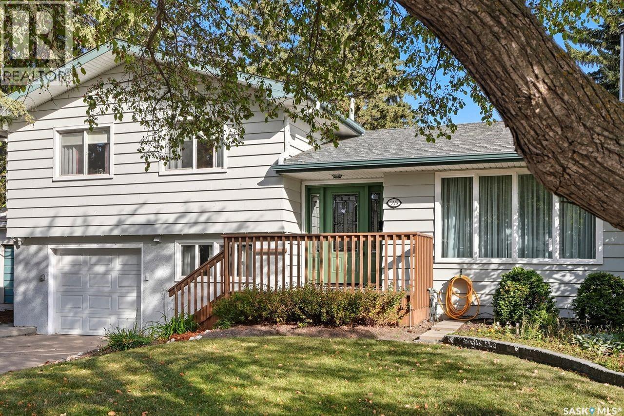 515 Garrison Cres, Saskatoon, SK S7H 2Z9