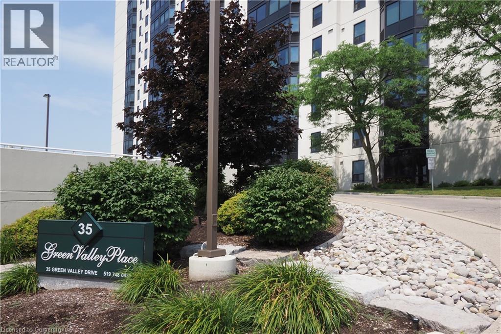 35 Green Valley Drive Unit 1601, Kitchener, ON N2P 2A5