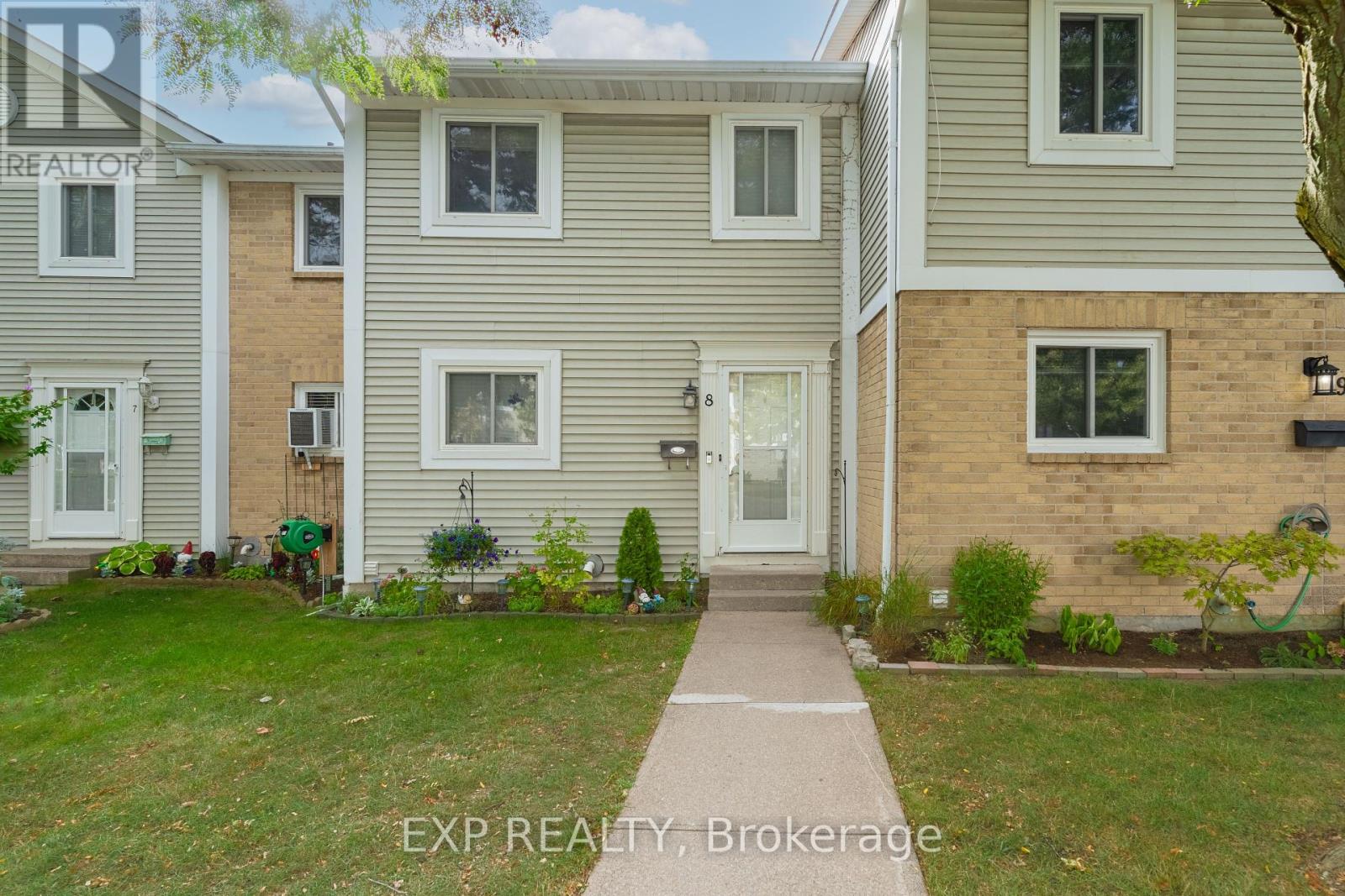 8 38 Elma St, St. Catharines, ON L2N 6Z3