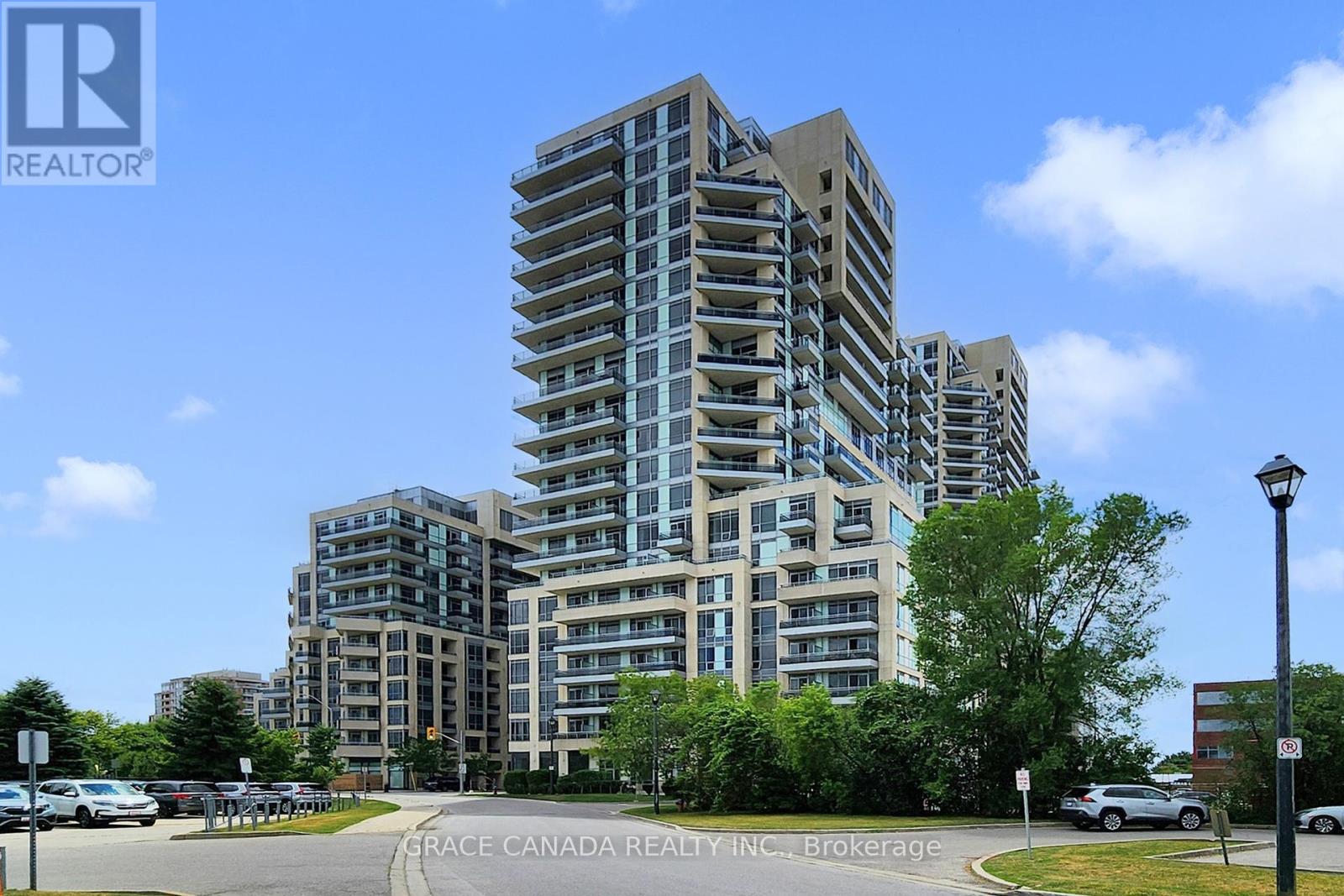 409 9205 Yonge St, Richmond Hill, ON L4C 1V5