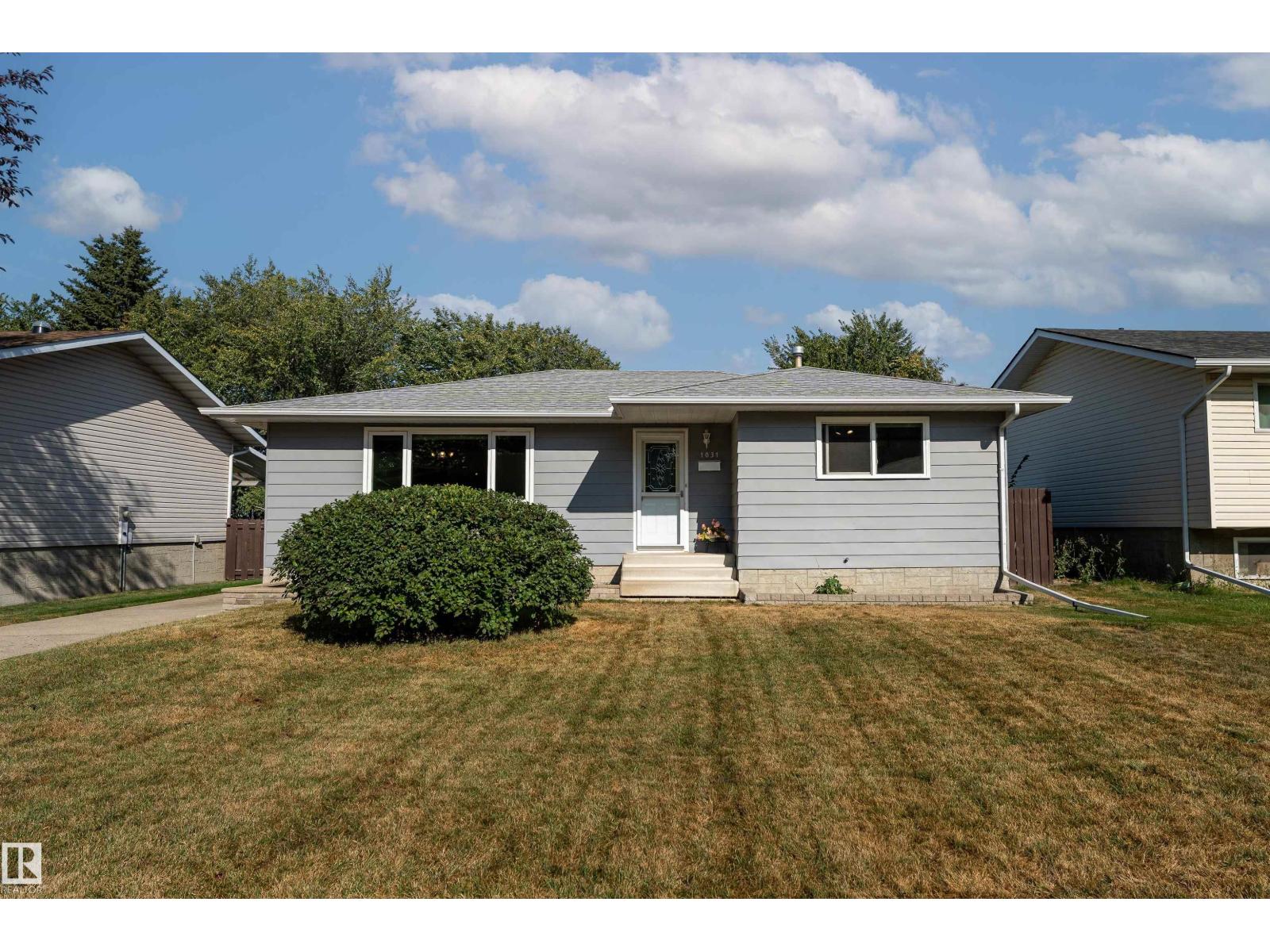 1031 Lueders Cr, Sherwood Park, AB T8A 1A8