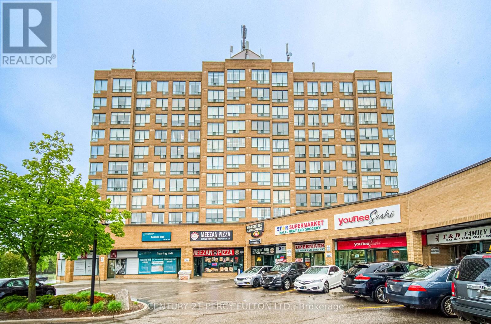710 711 Rossland Rd NW, Whitby, ON L1N 8Z1