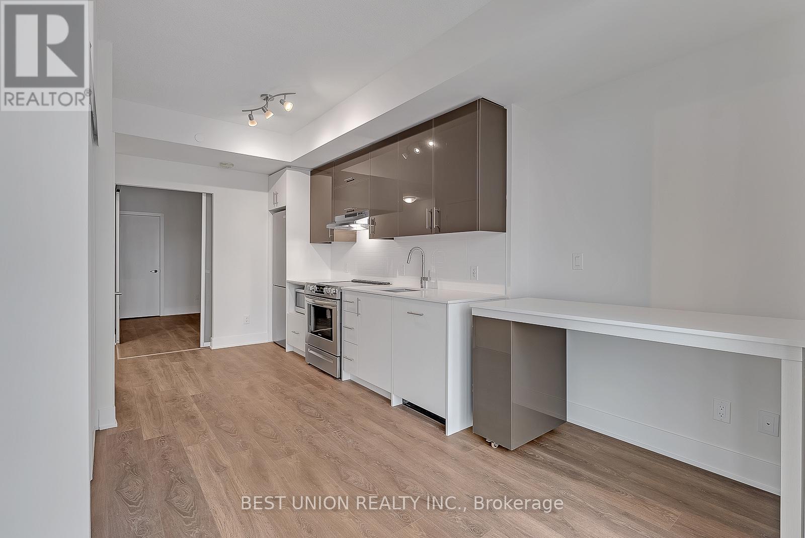 703 188 Fairview Mall Dr, Toronto, ON M2J 0H7