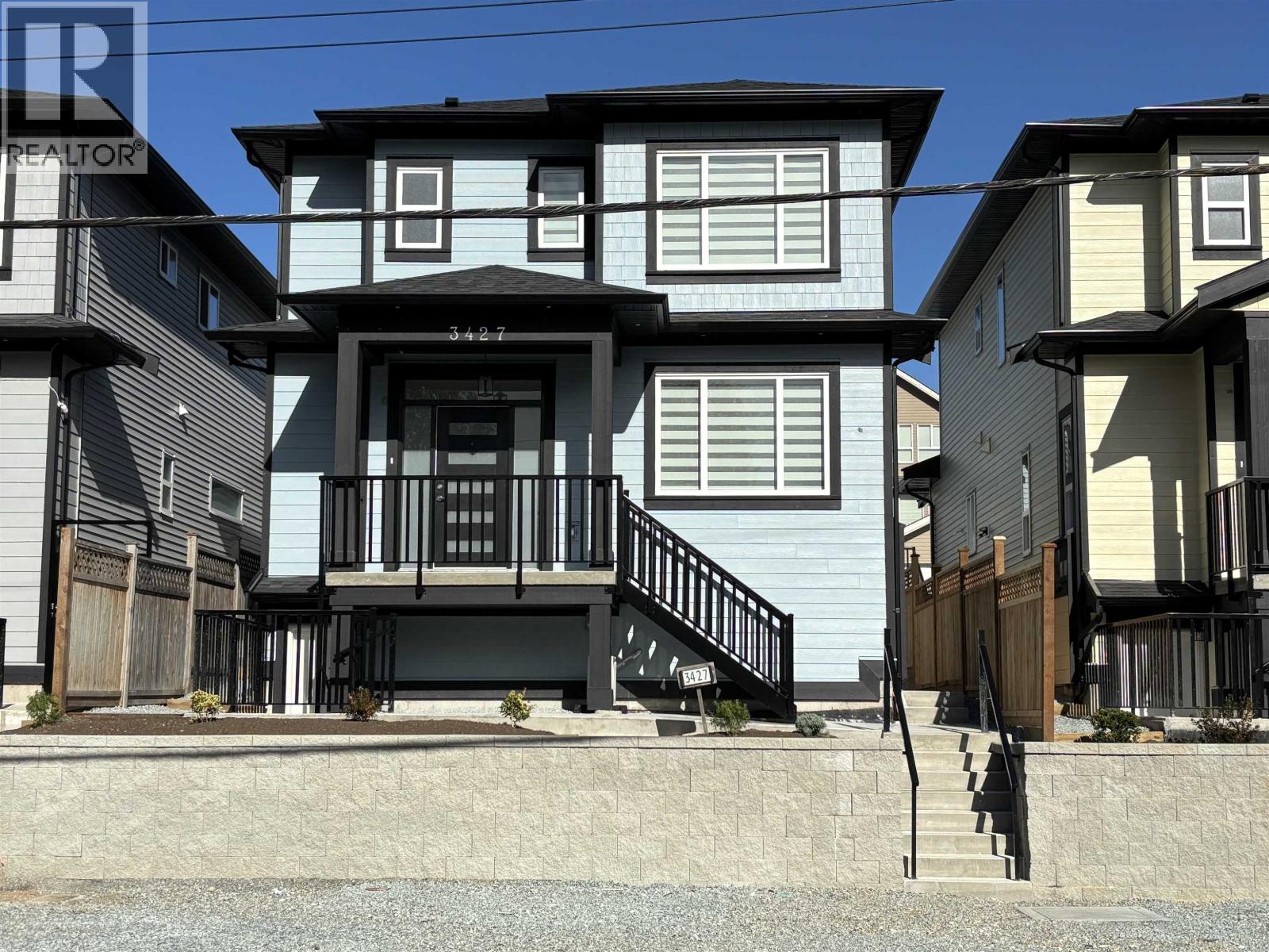 3427 Victoria Dr, Coquitlam, BC V3B 2V5