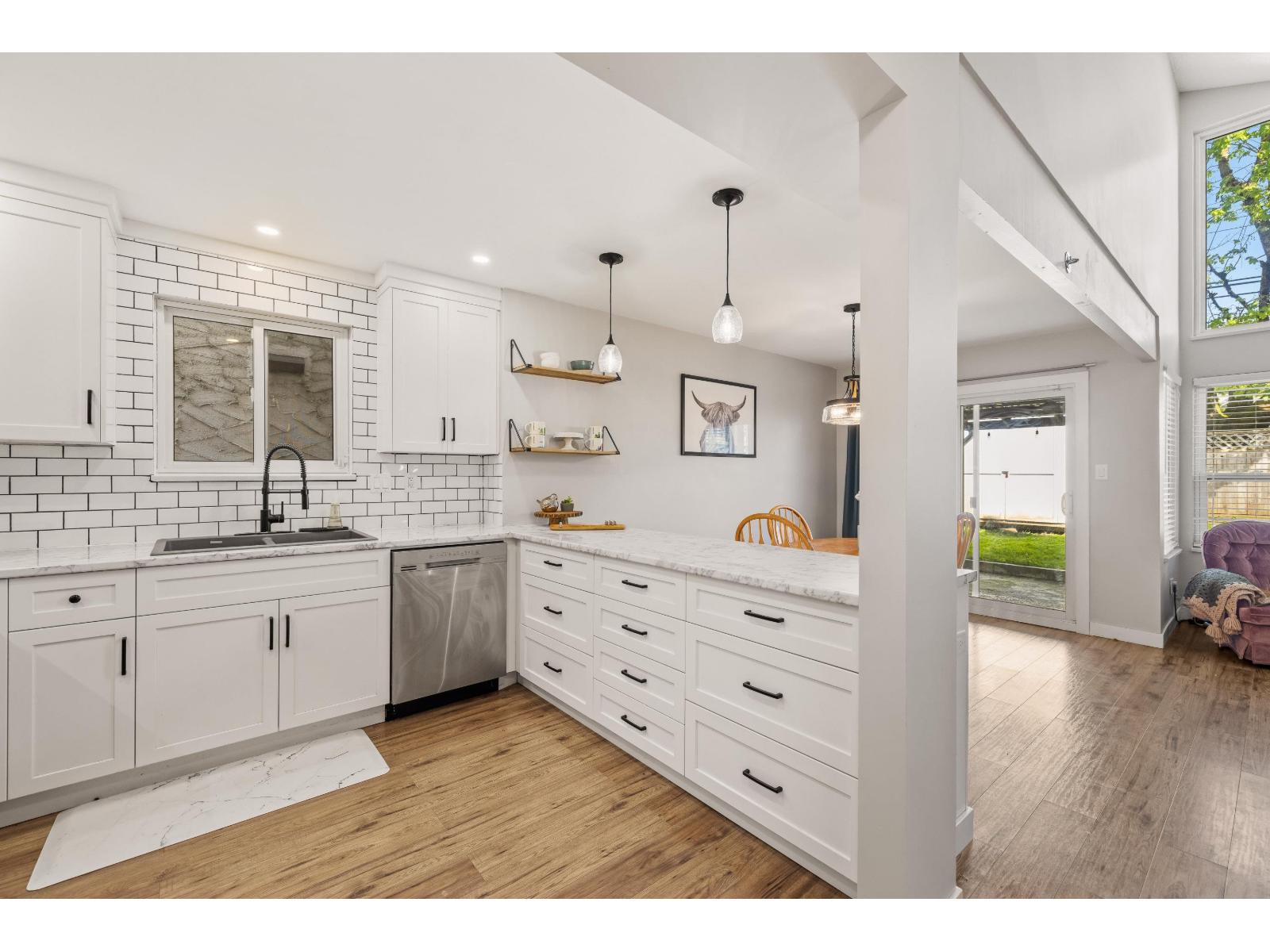 408 Bruneau Pl, Langley, BC V4W 3K9