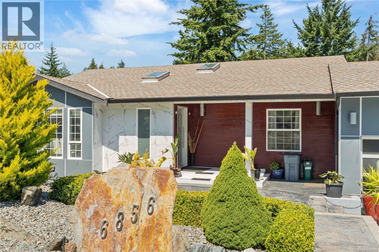 6856 Burr Dr, Sooke, BC V9Z 0L1