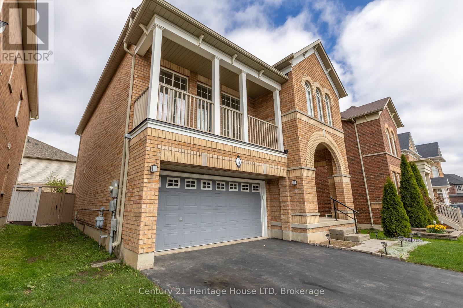 5 Juneberry Rd, Thorold, ON L2V 5G6