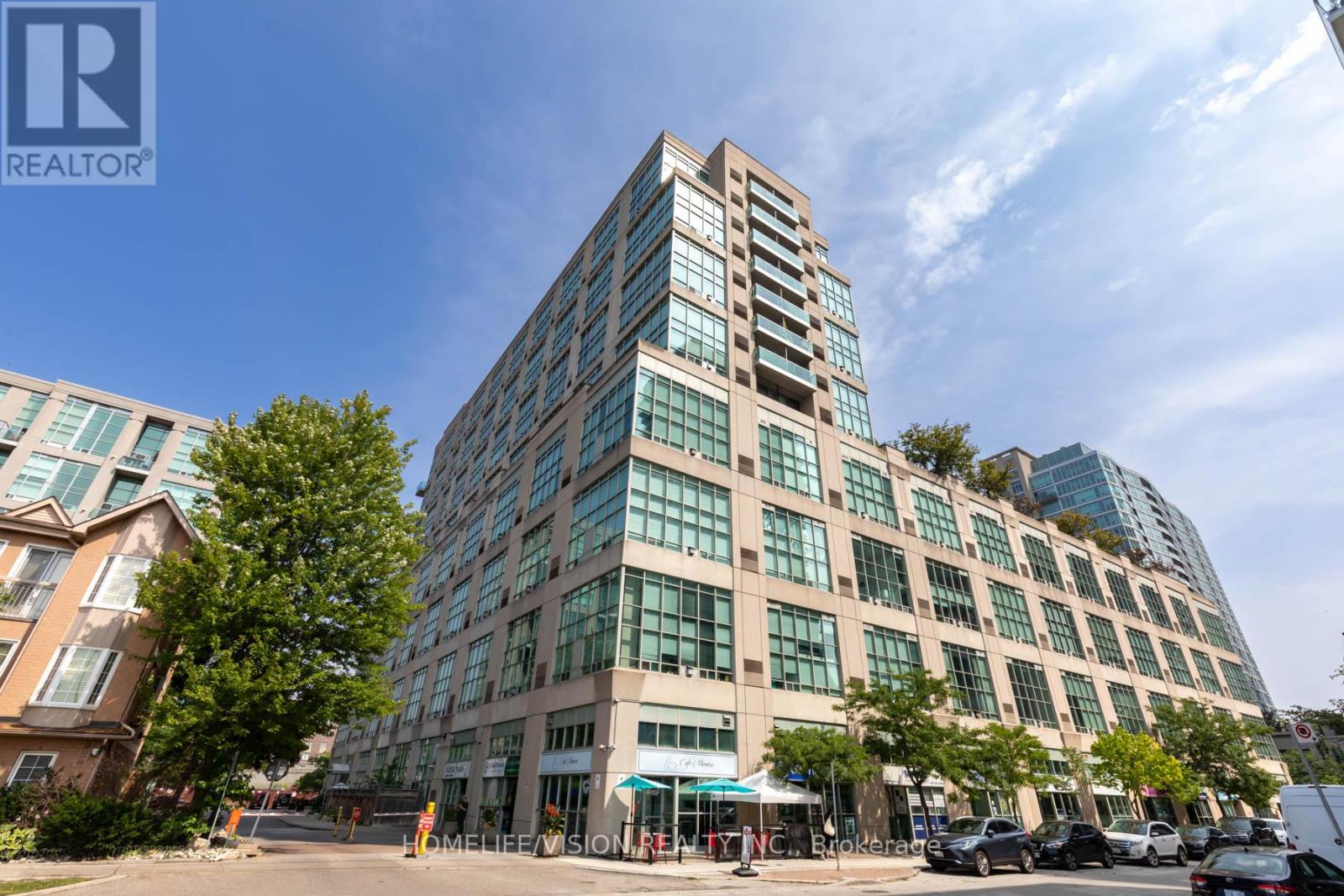 704 250 Manitoba St, Toronto, ON M8Y 4G8