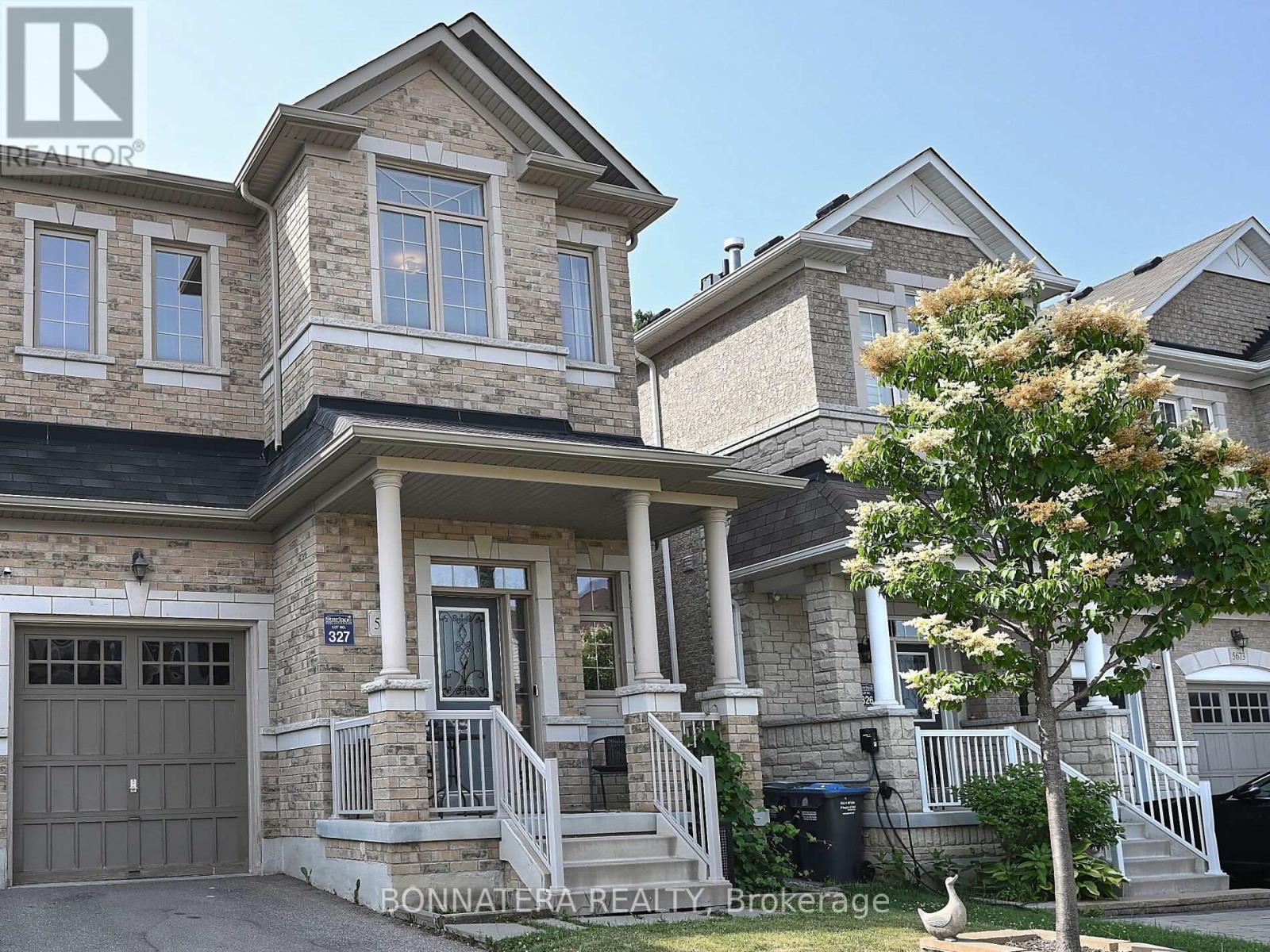 5679 Ethan Dr, Mississauga, ON L5M 0N1