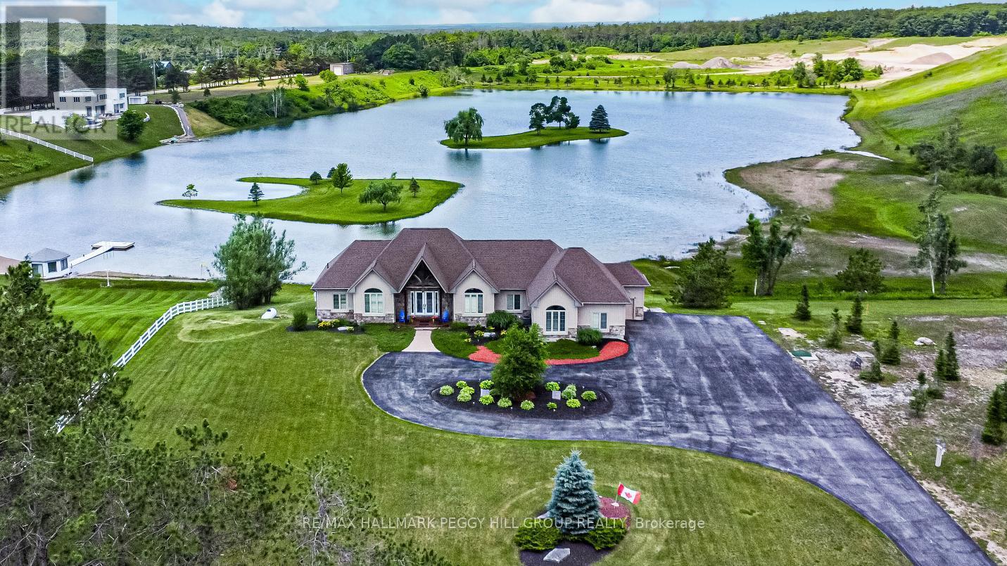 1372 Division Rd E, Severn, ON L3V 0X8