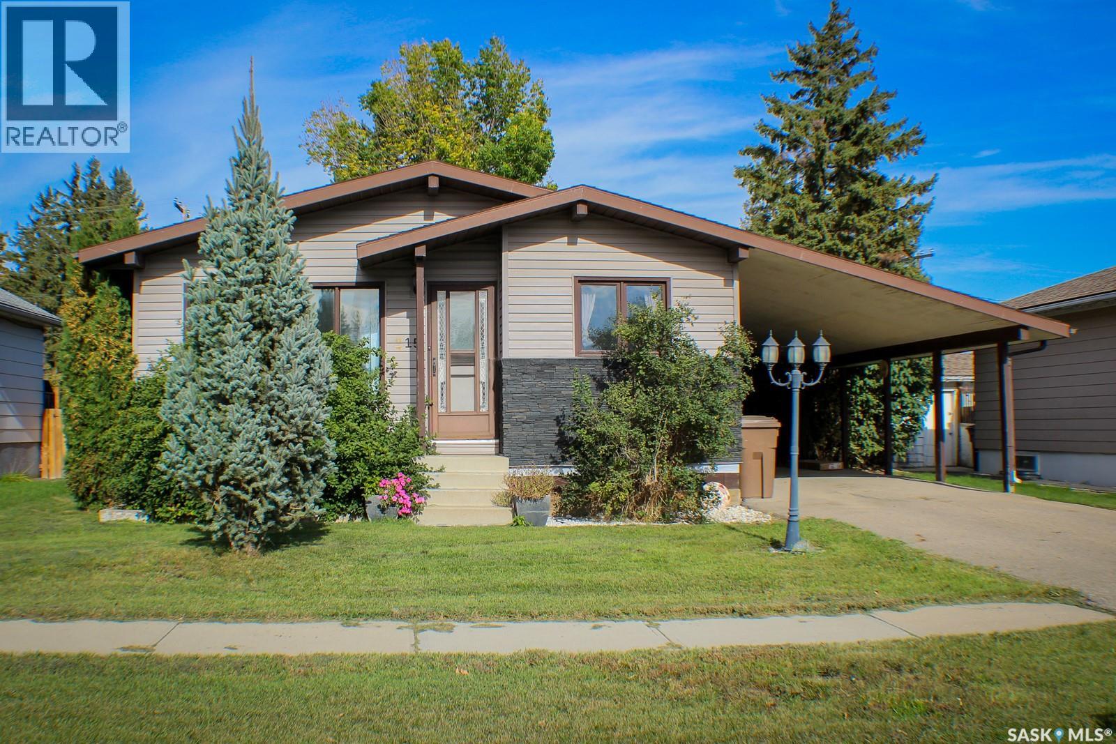 315 Kinistino Ave W, Kinistino, SK S0J 1H0