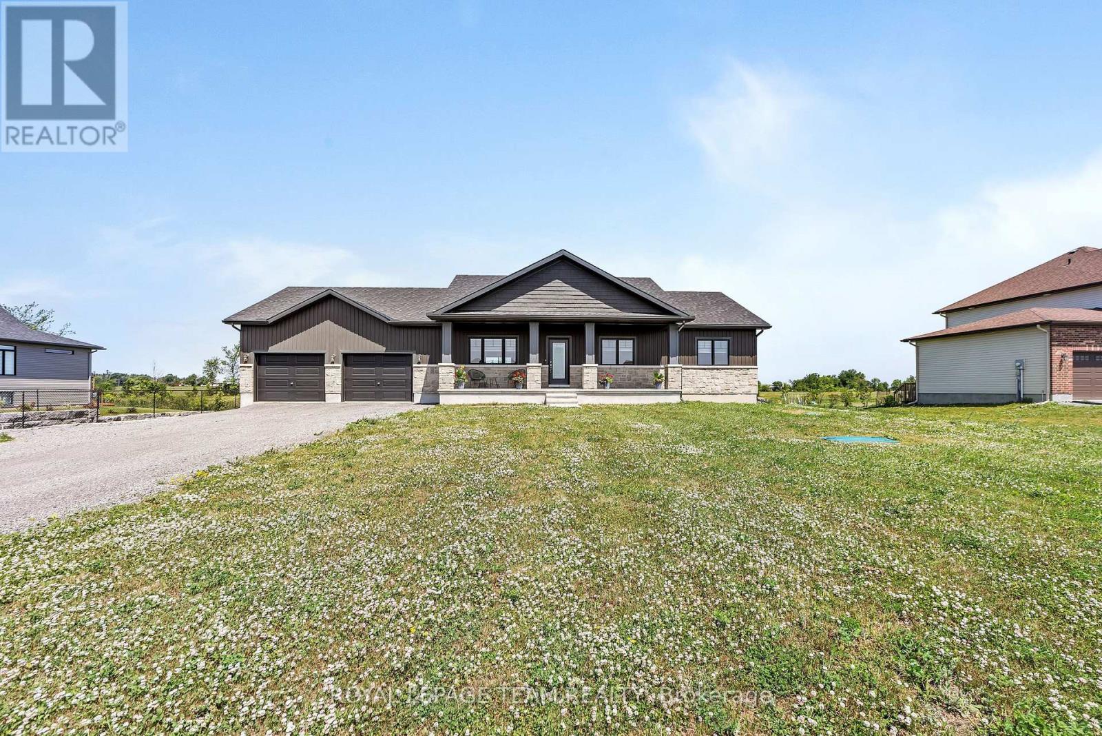 17 Isobel Mcewan St, McNab/Braeside, ON K7S 3G8