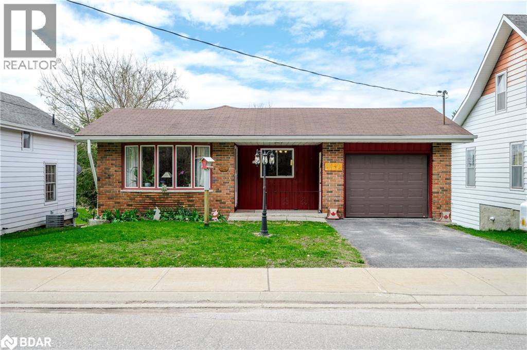 28 Bond St E, Kawartha Lakes, ON K0M 1N0
