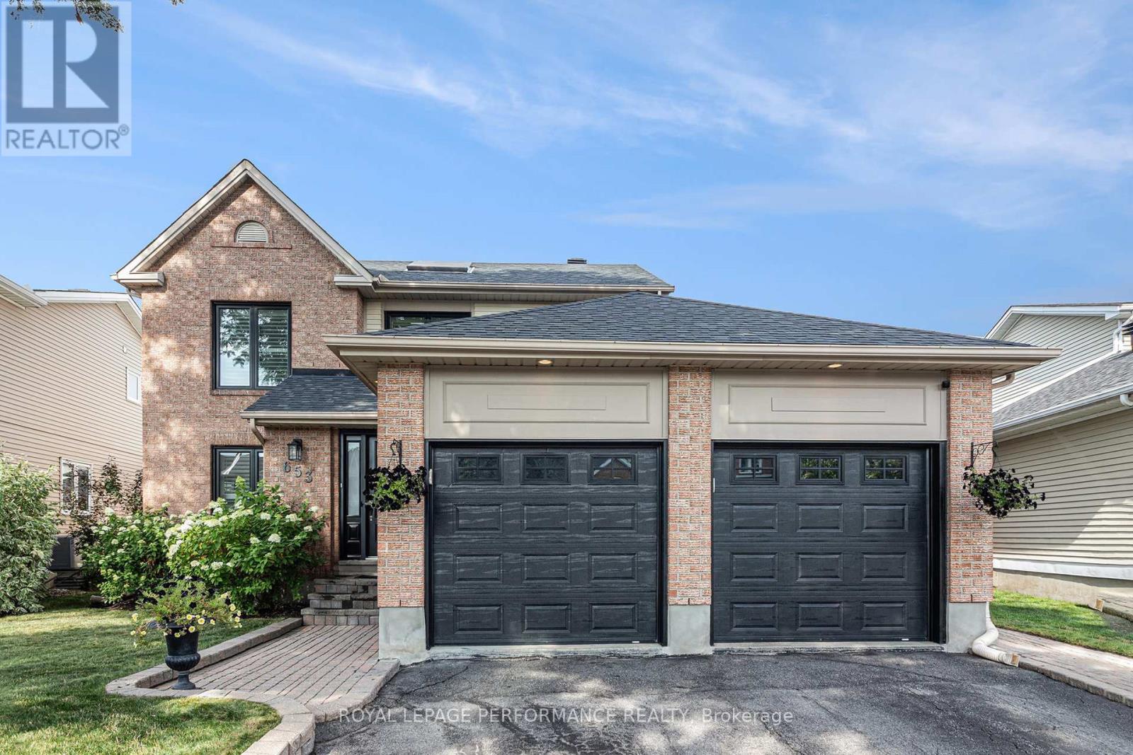 653 Thicket Way, Ottawa, ON K4A 3A7