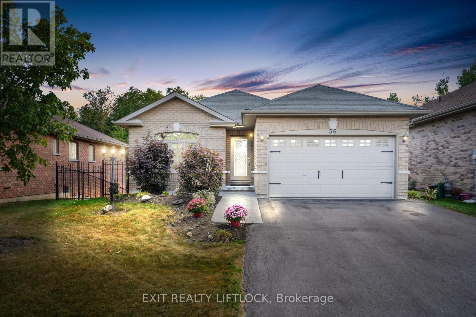 36 White Hart Ln, Trent Hills, ON K0L 1Y0