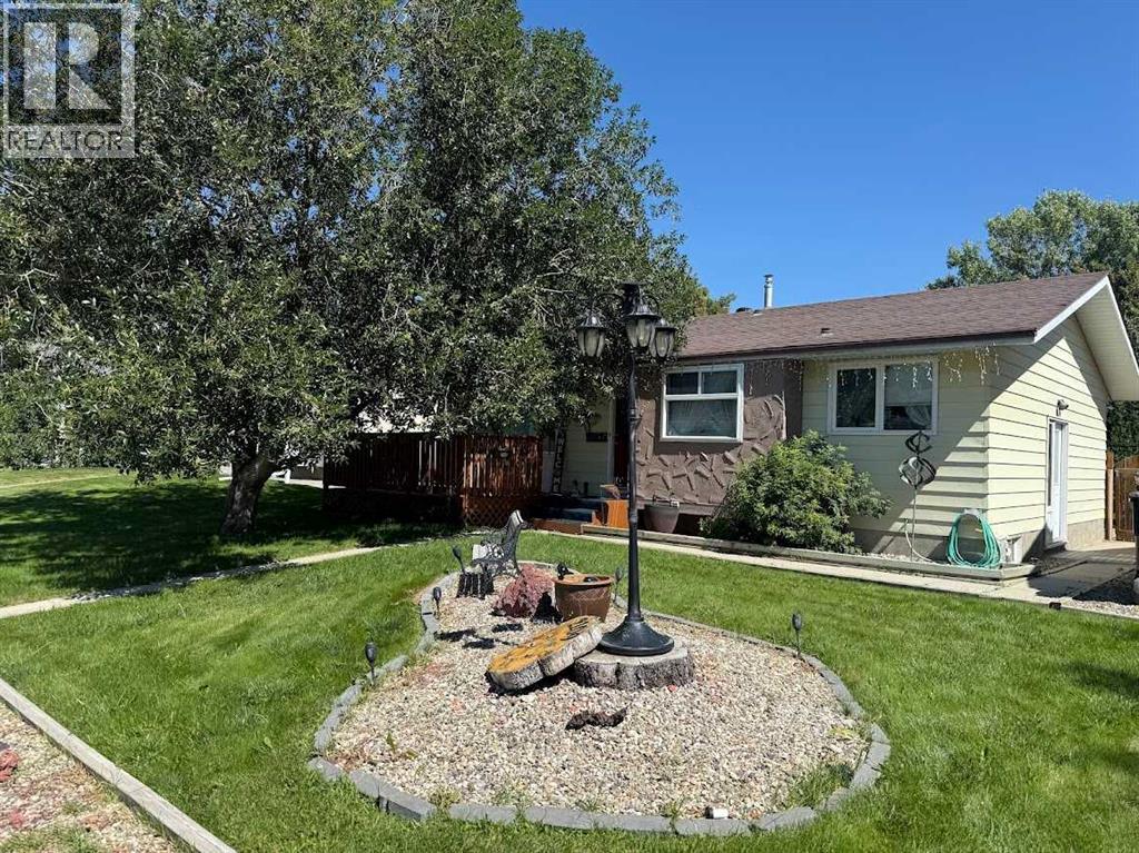 17 Street N Unit 2109, Lethbridge, AB T1H 4W8