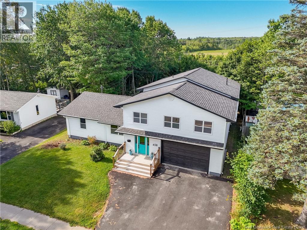 458 Wetmore Rd, Fredericton, NB E3B 5V1