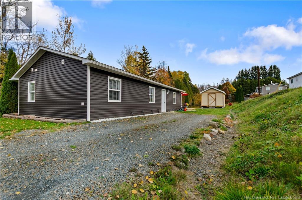 6 Nakaya Ln, Burton, NB E2V 4H6