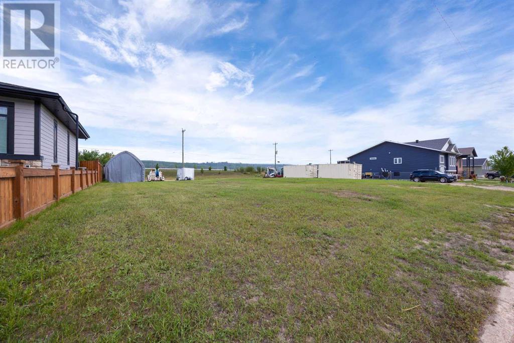 7114 Bulyea Ave S, Fort Mcmurray, AB T9H 1B1