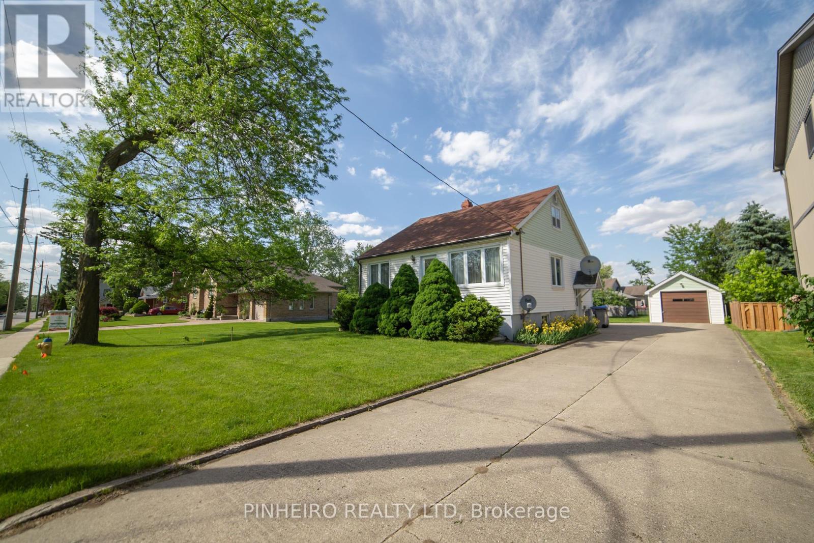 22566 Adelaide St N, Strathroy-caradoc Mount Brydges, ON N0L 1W0