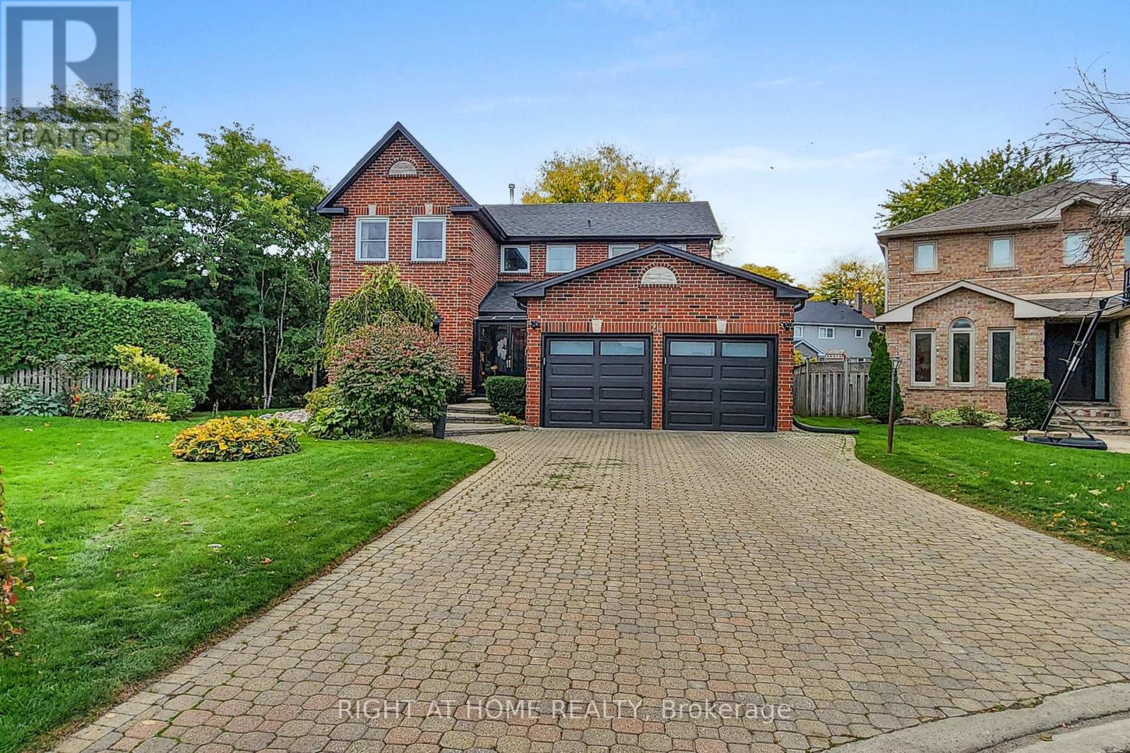 24 Cummings Ct, Markham, ON L3T 6S3