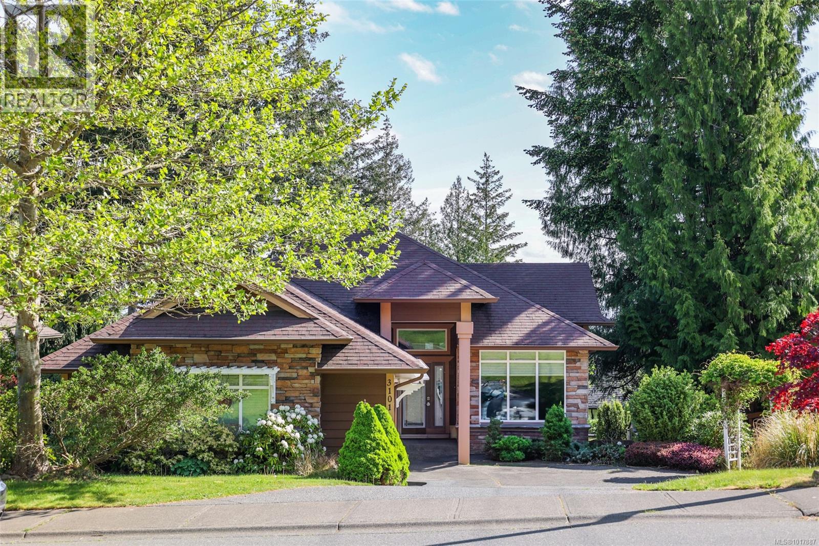 3101 Klanawa Cres, Courtenay, BC V9N 3Z9