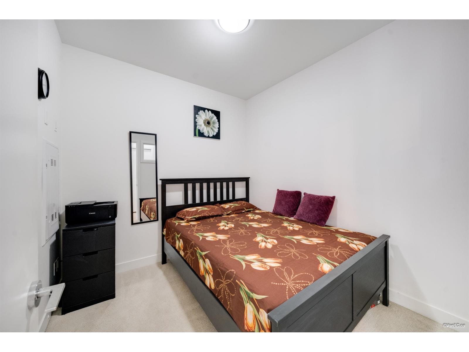 6438 195a Street Unit 104, Surrey, BC V4N 6R5