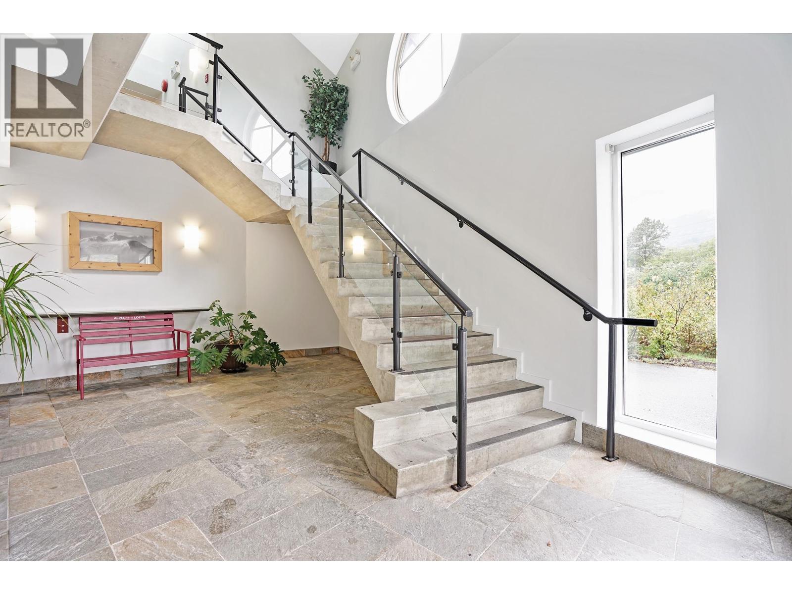 40775 Tantalus Road Unit 1, Squamish, BC V8B 0N2