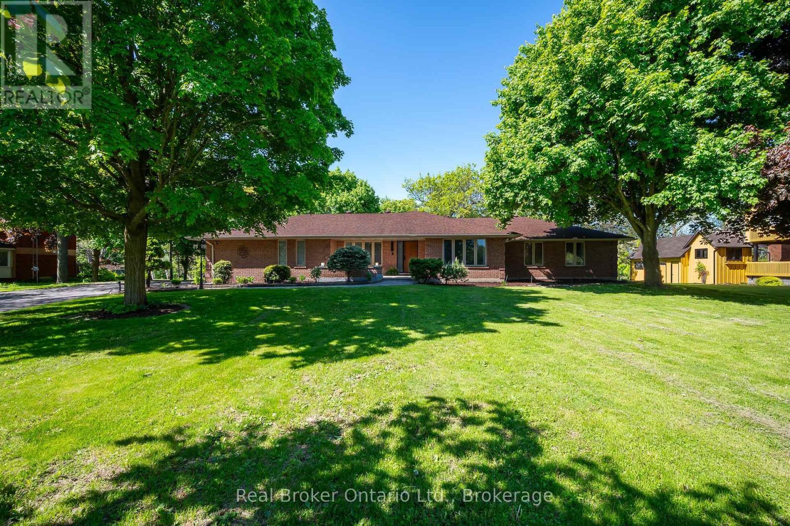 10158 Old Pine Crest Rd, Halton Hills, ON L0P 1K0