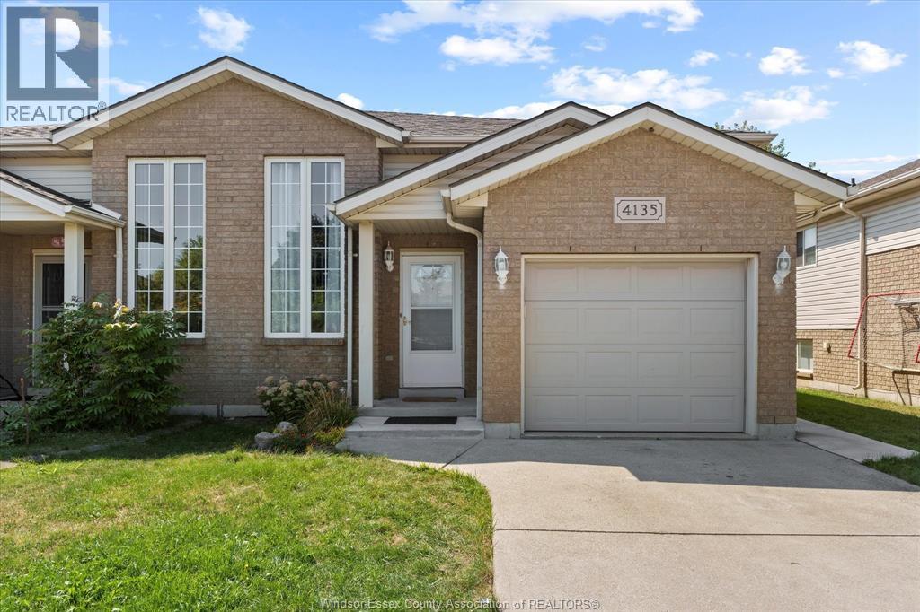 4135 St Clair, Lasalle, ON N9H 2N5