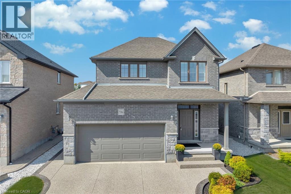 536 Landgren Ct, Kitchener, ON N2A 4J7