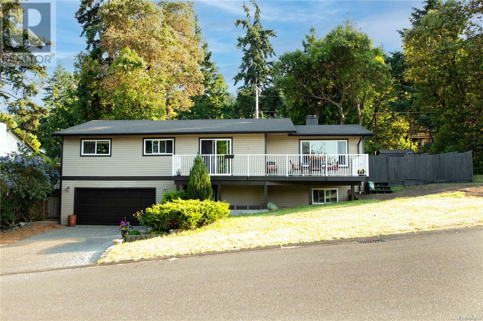 791 Cecil Blogg Dr, Victoria, BC V9B 5N7