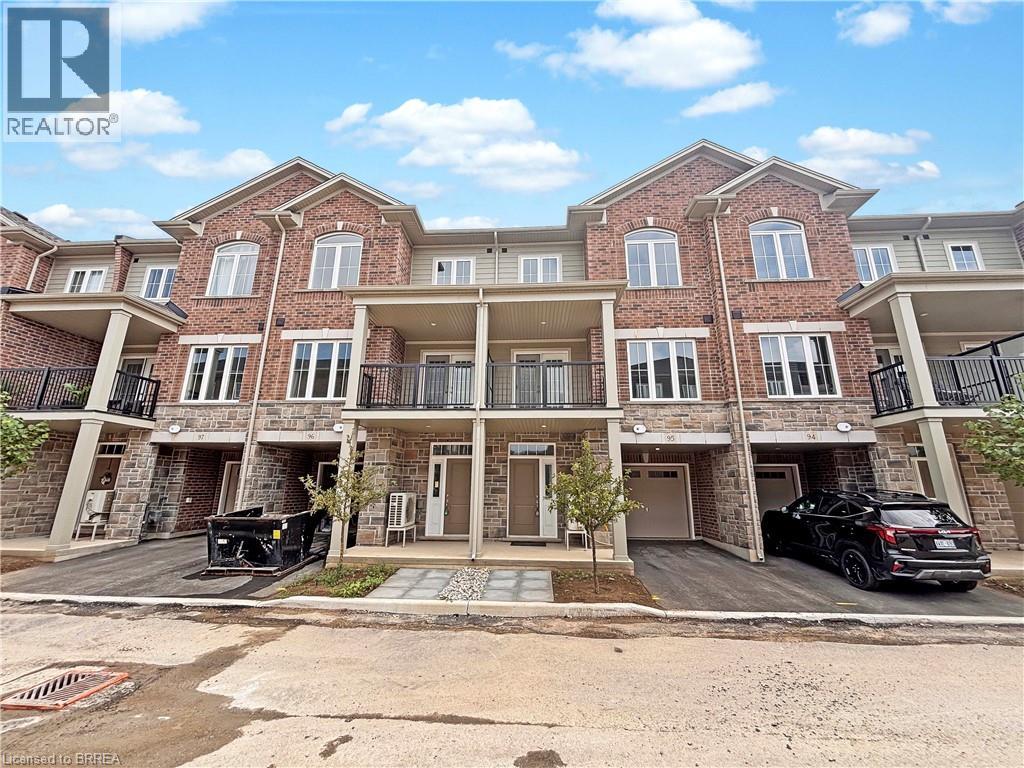 677 Park Road N Unit 95, Brantford, ON N3R 0C2