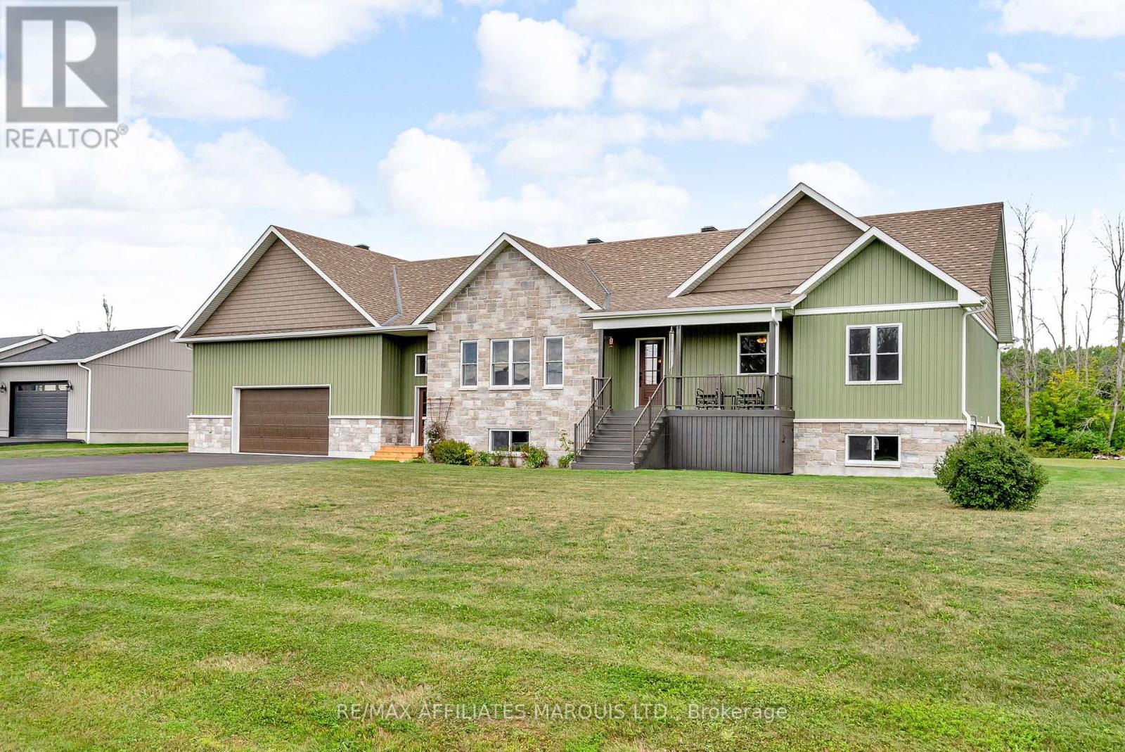 6840 Lalonde Blvd, South Glengarry, ON K0C 2E0
