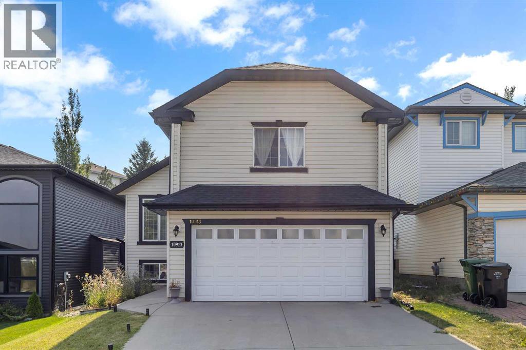 10913 Hidden Valley Dr NW, Calgary, AB T3A 5V7