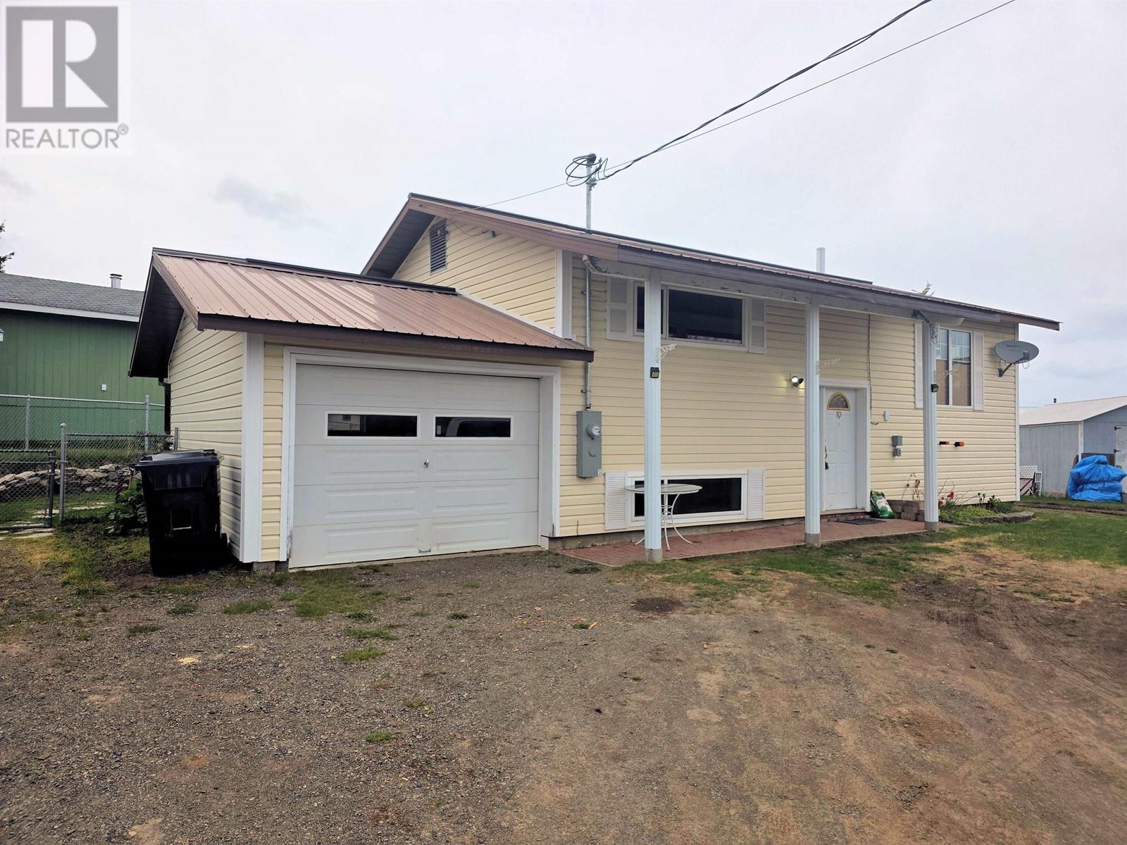 10 Mcdonald Ave, Granisle, BC V0J 1W0