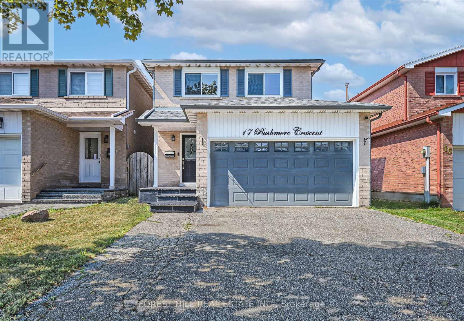 17 Rushmore Cres, Brampton, ON L6Z 1R1