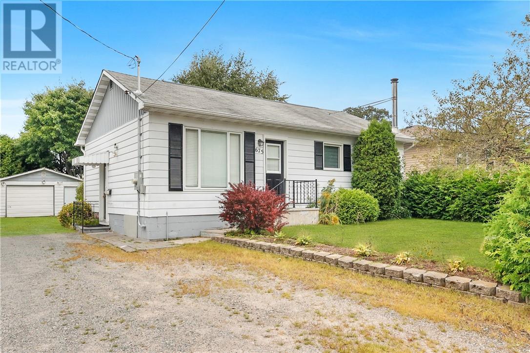 675 Brophy St, Sables-Spanish Rivers, ON P0P 1P0