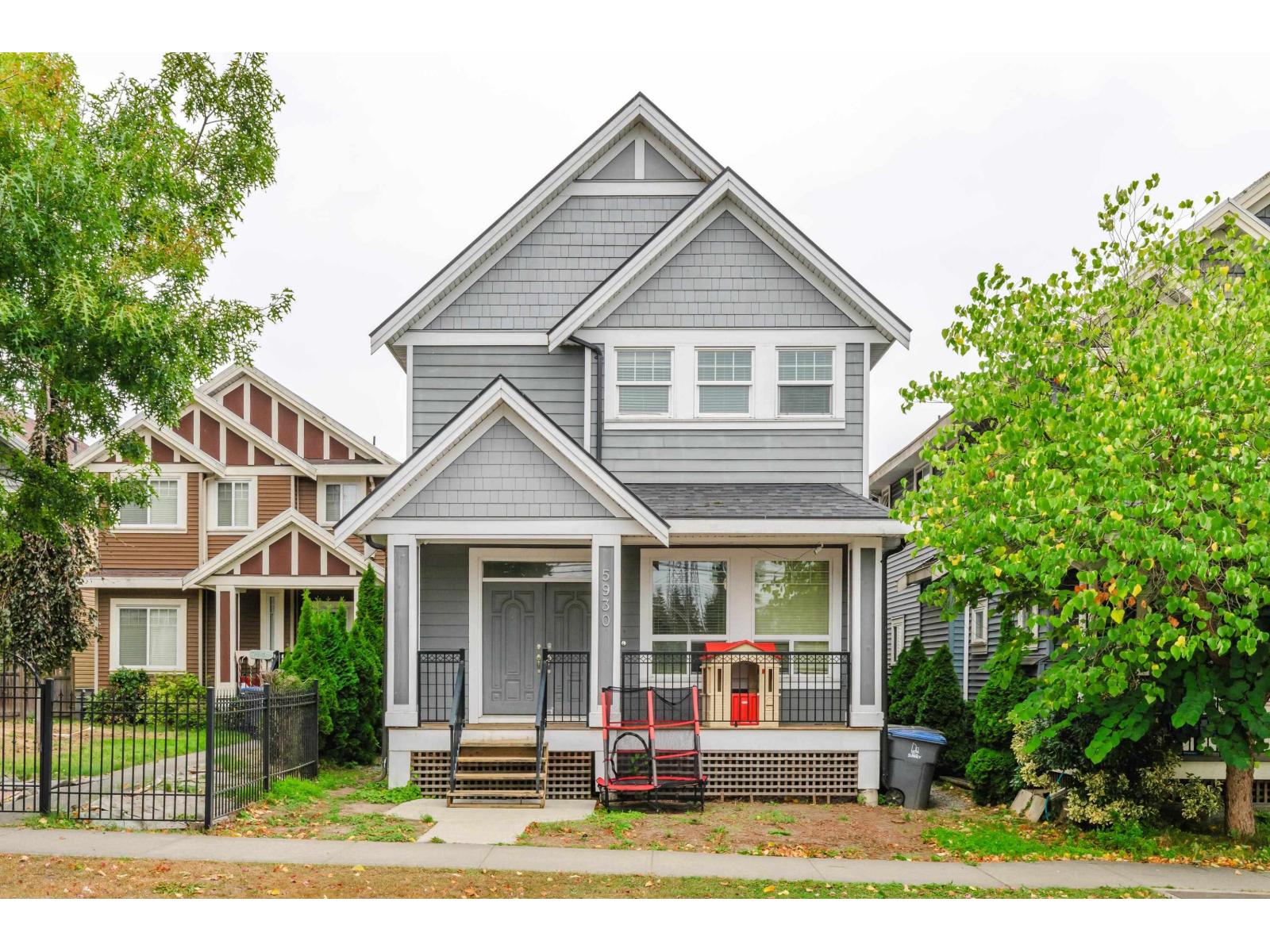 128 Street Unit 5930, Surrey, BC V3X 1T3
